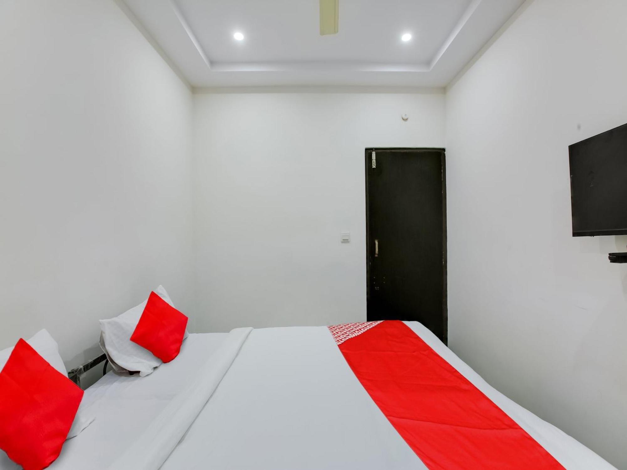 Hotel O Manjushree Boarding & Lodging Nearby Dr.Br Ambedkar Stadium Basveshwar Nagar Μπανγκαλόρ Εξωτερικό φωτογραφία